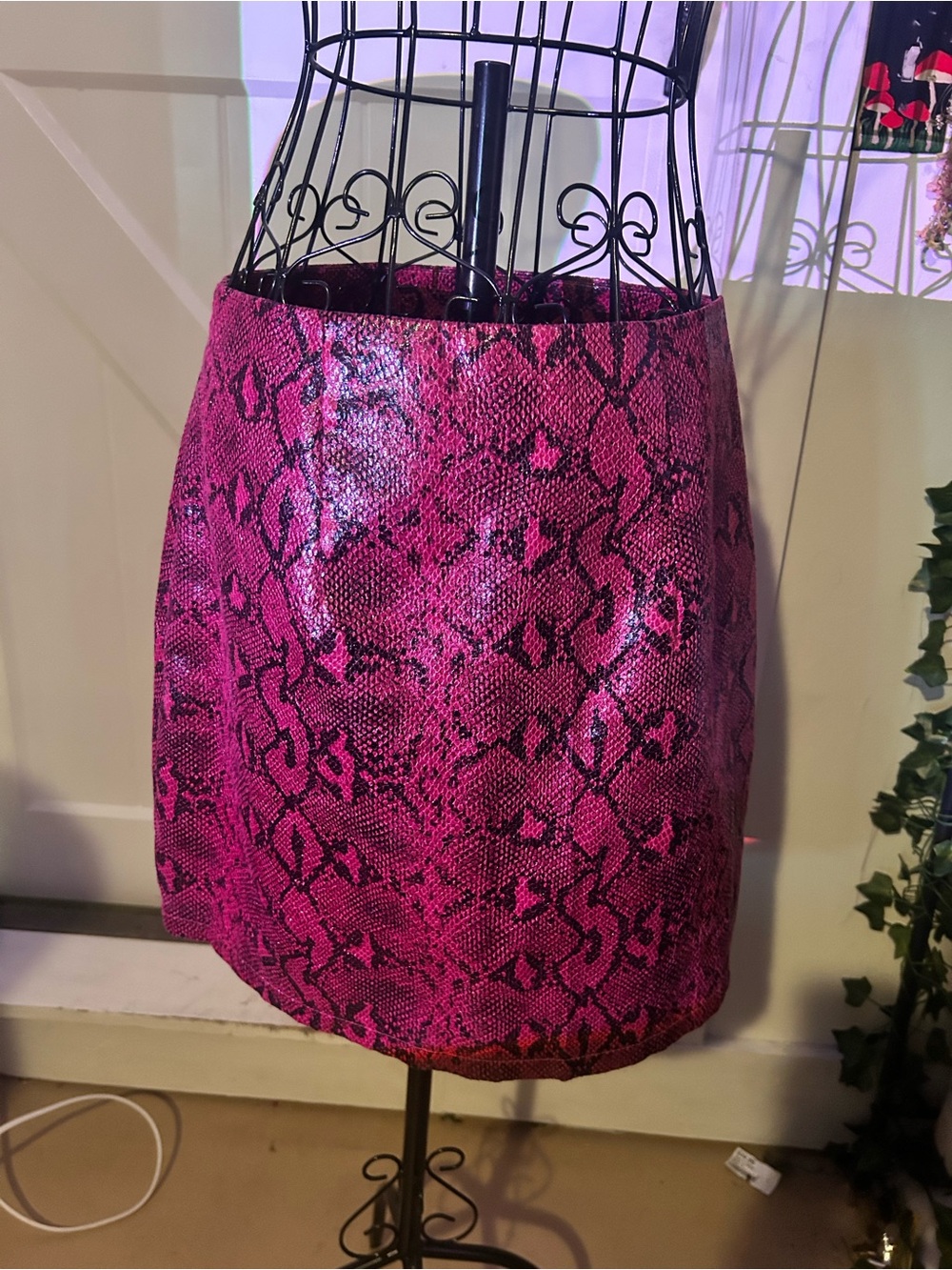 PrettyLittleThing Hot Pink Snake-Print Faux Leather Mini Skirt